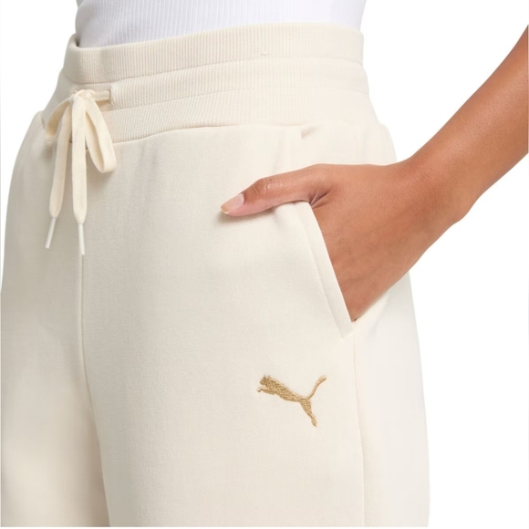 PUMA Straight Leg Jogger in Taupe, Size Medium - Picture 2 of 8